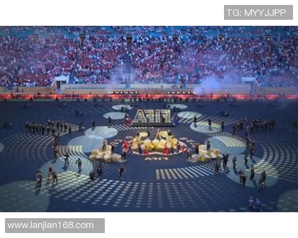 世界足球明星武汉赛盛况空前球迷热情高涨共庆足球盛宴