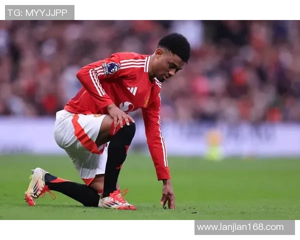 比赛中戴墨镜的足球明星们展现风采与个性引发热议